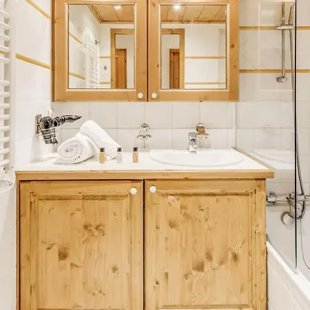 Résidence Les Alpages - 3 Pièces Pour 6 Personnes Mae-9621 Apartamento La Plagne